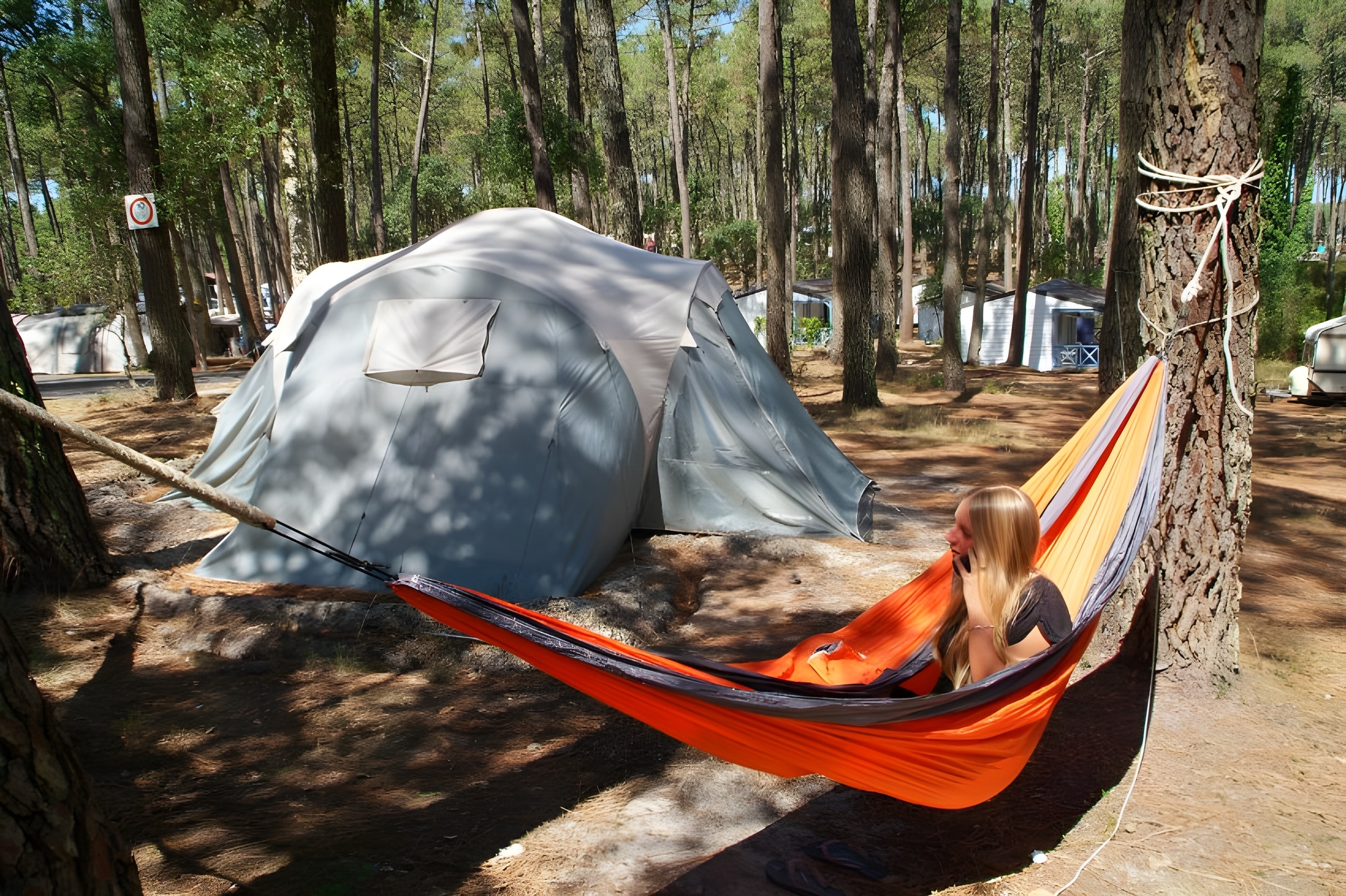 Lit pliant Royal de camping 1 place de chez EUROTRAIL - Latour Tentes et  Camping